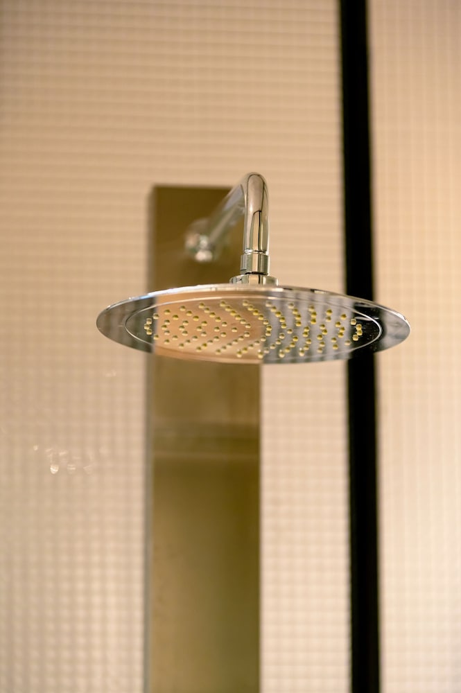 be house suites and spa by nobile