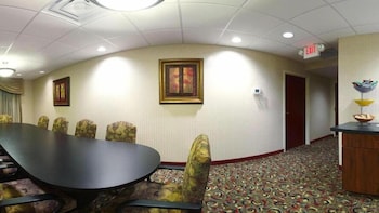 holiday inn express hotel and suites harriman by ihg