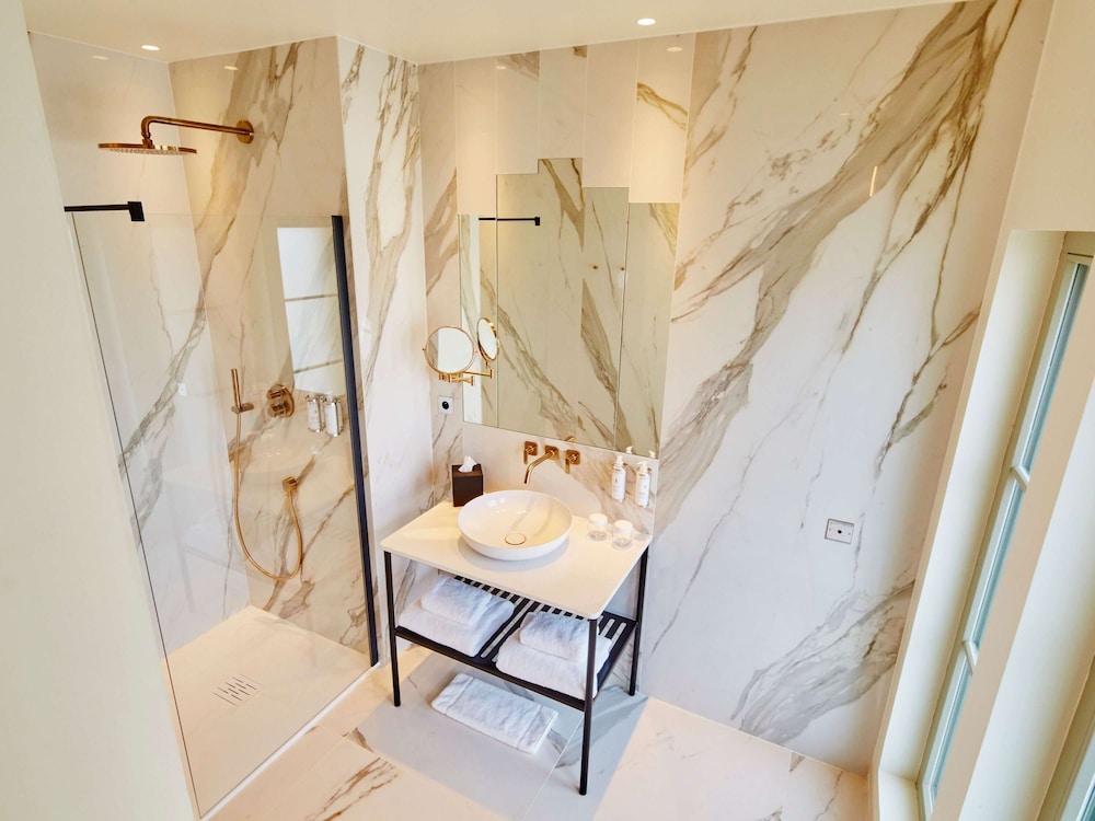 la licorne hotel troyes mgallery