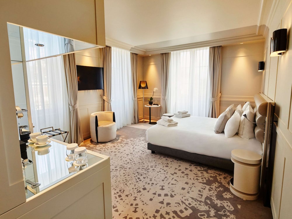 la licorne hotel troyes mgallery