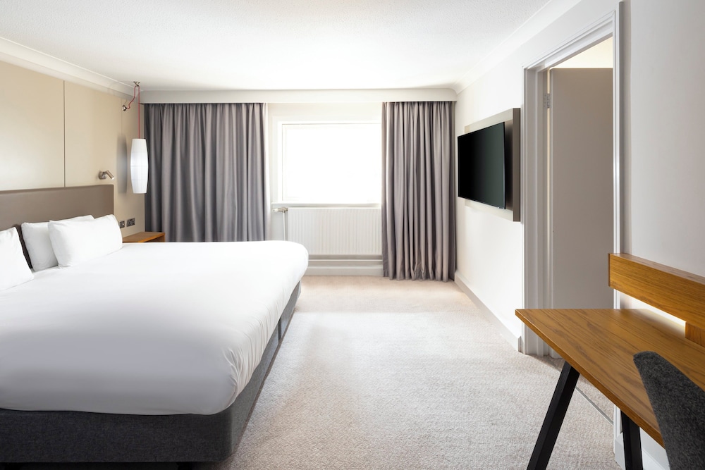 crowne plaza harrogate by ihg