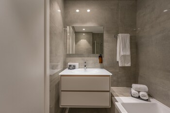 hematian hotel by effy