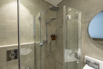 hematian hotel by effy