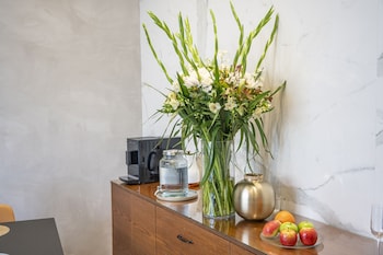 hematian hotel by effy