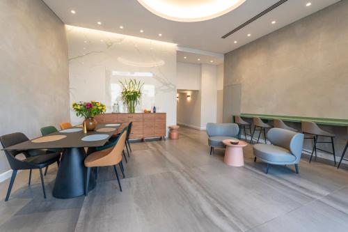 hematian hotel by effy