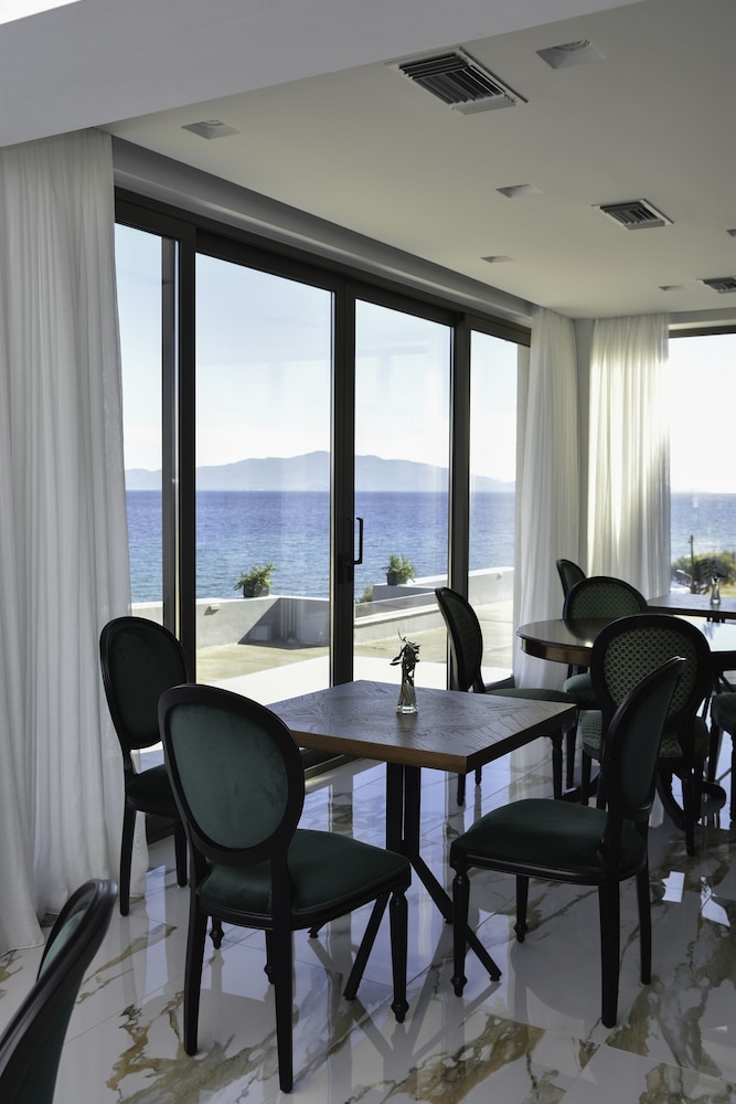 mythical coast wellness retreat