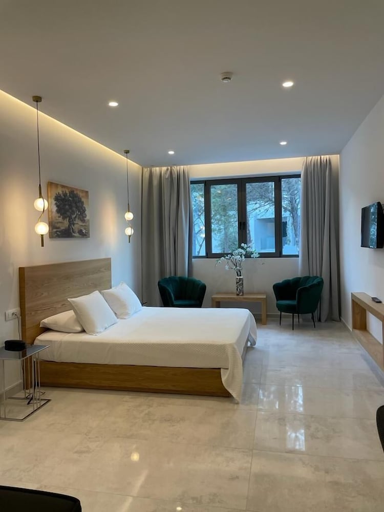 mythical coast wellness retreat