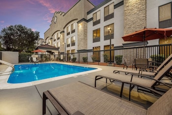 hampton inn oakland hayward