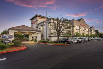 hampton inn oakland hayward