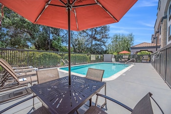 hampton inn oakland hayward