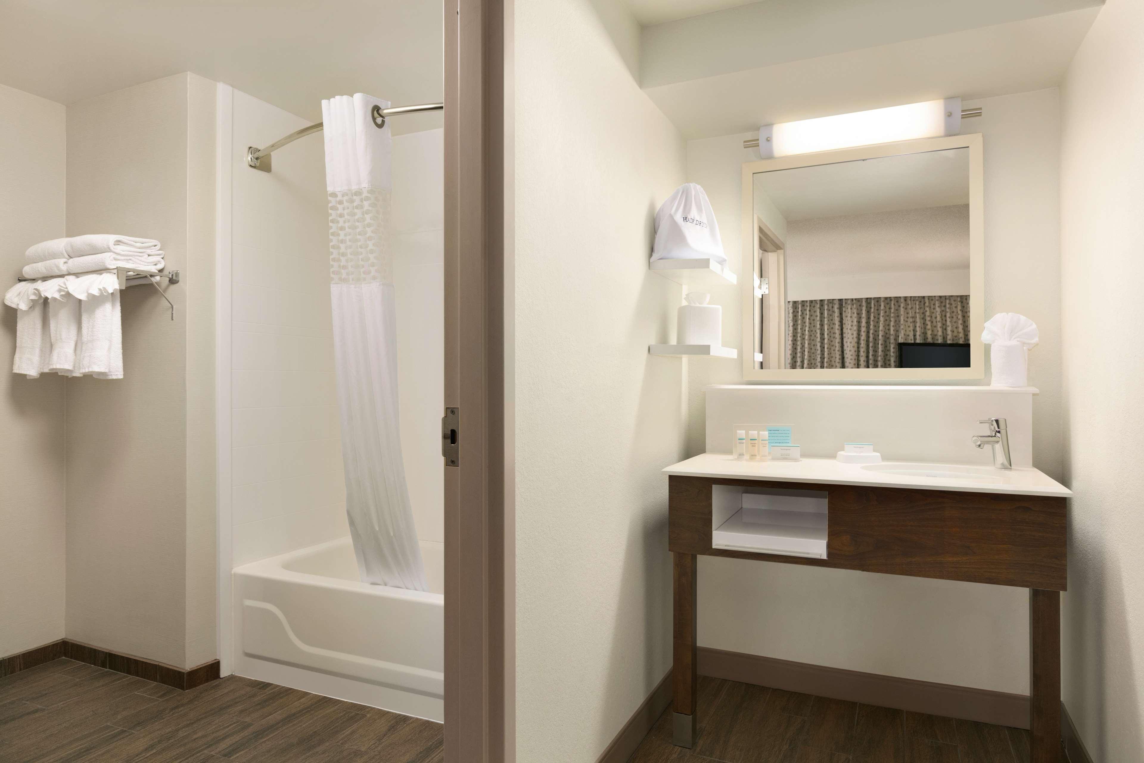 hampton inn and suites hershey