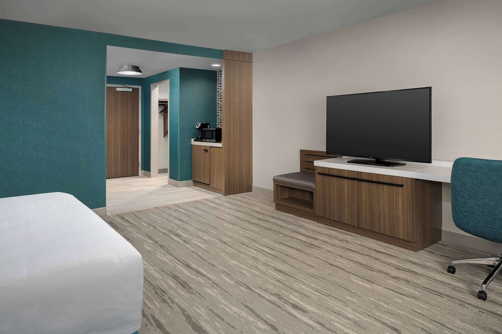 hilton garden inn florence cincinnati airport south