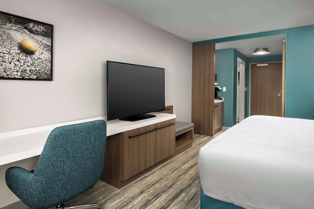 hilton garden inn florence cincinnati airport south