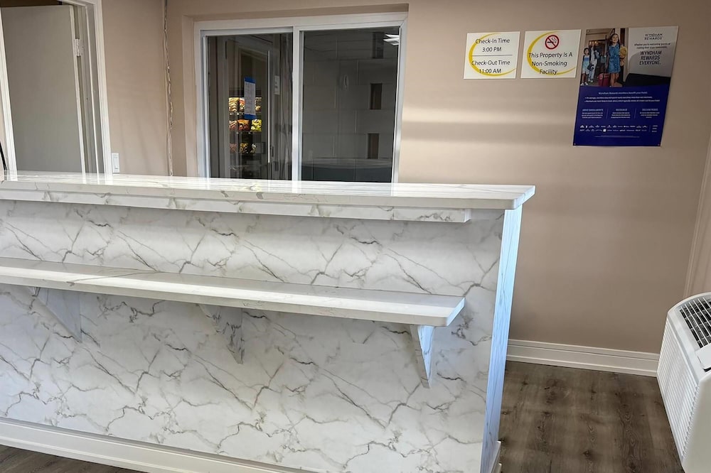 travelodge by wyndham rockford south