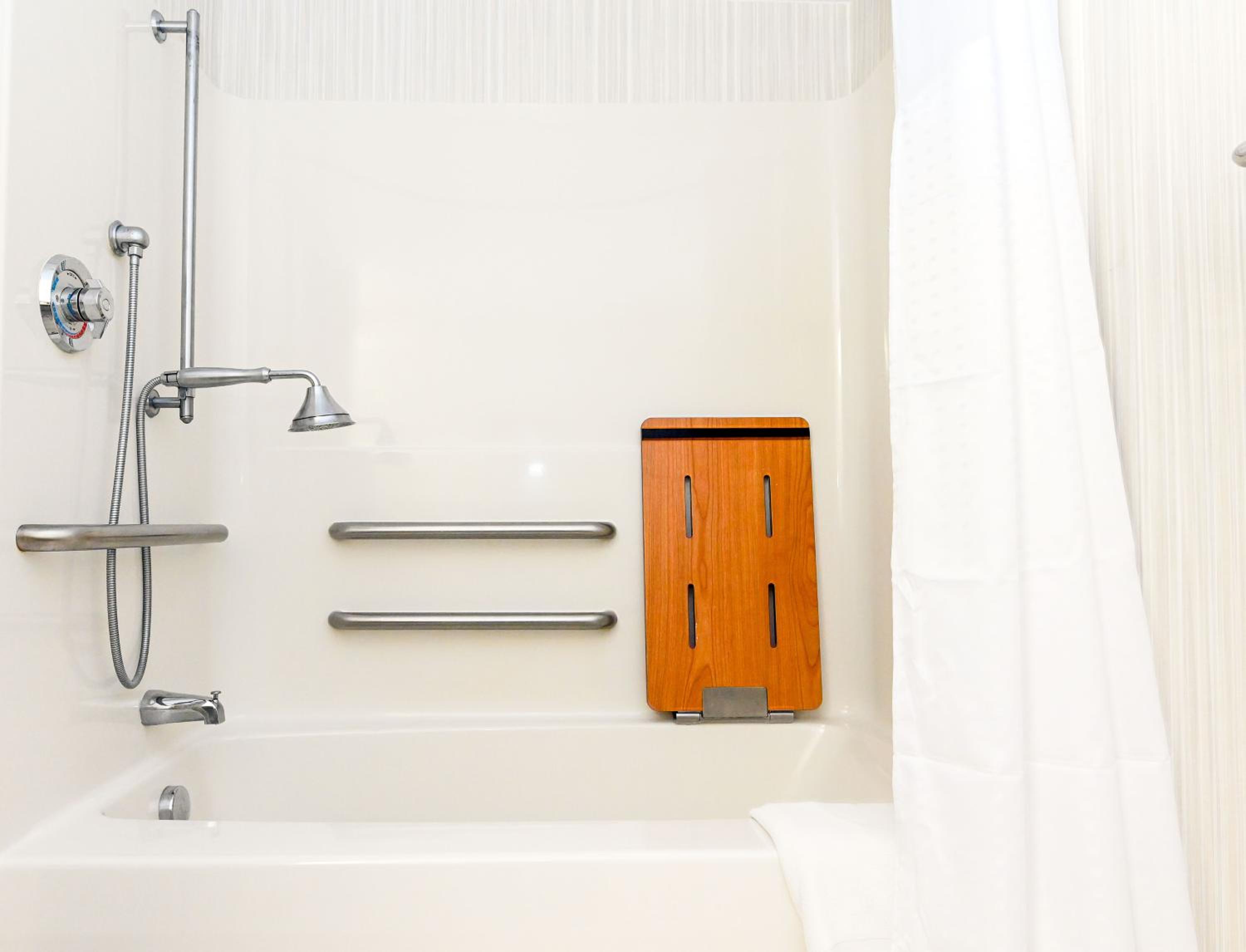 holiday inn express and suites richmond north ashland by ihg