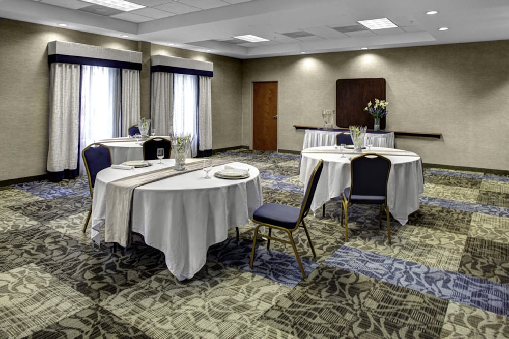 holiday inn express and suites richmond north ashland by ihg