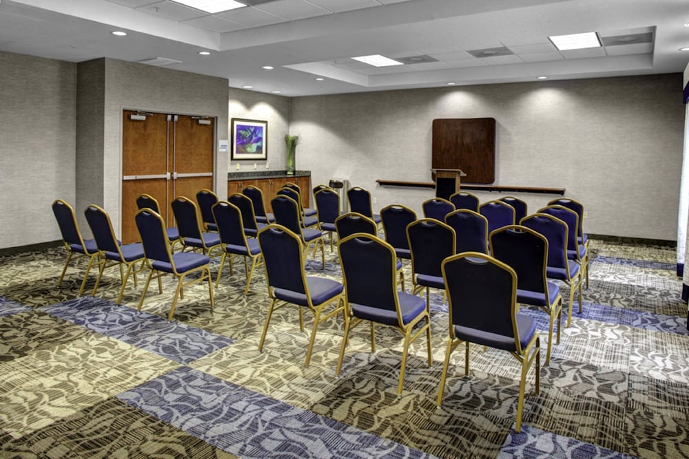holiday inn express and suites richmond north ashland by ihg