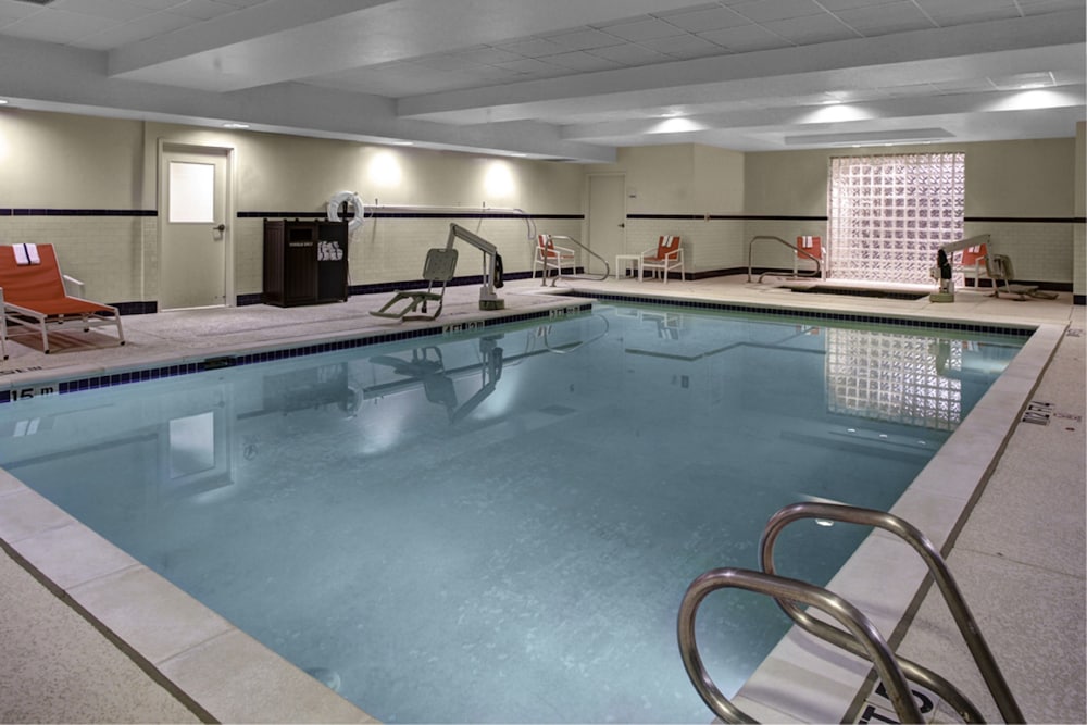 holiday inn express and suites richmond north ashland by ihg