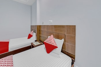 wisma kuta karang baru by oyo