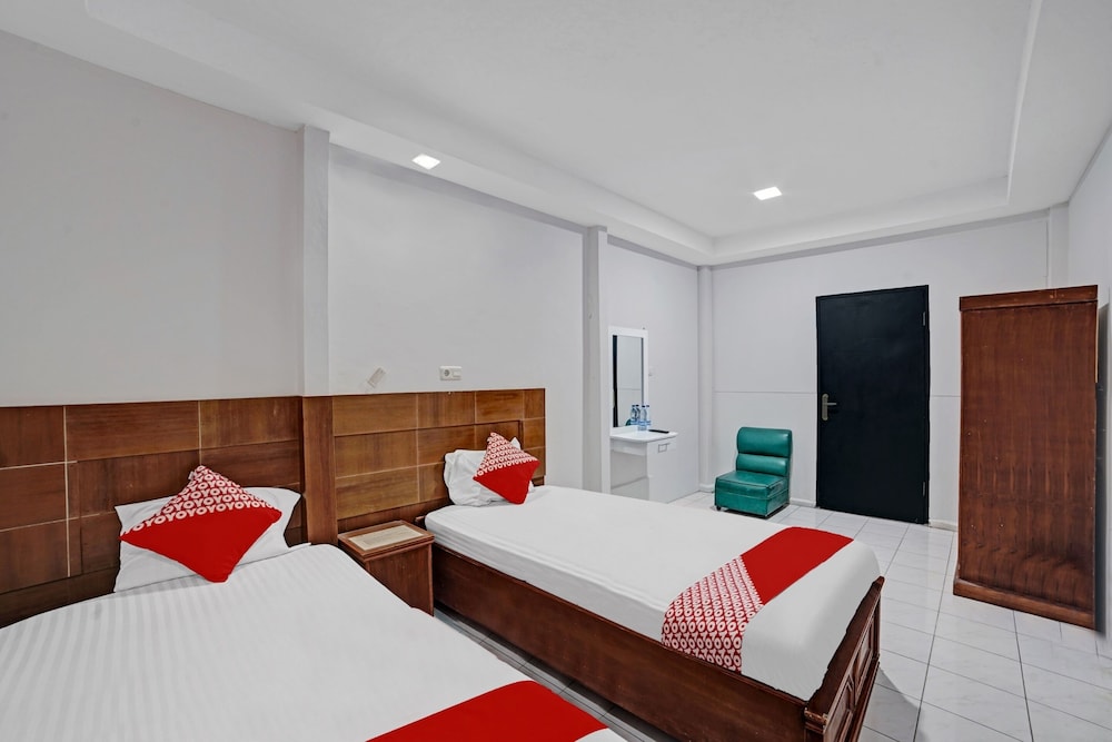 wisma kuta karang baru by oyo