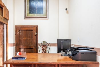 capital o hotel villa azura