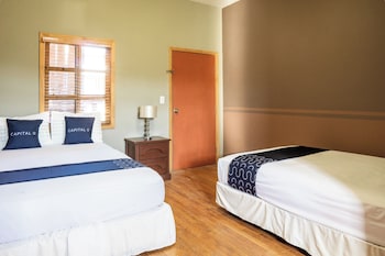 capital o hotel villa azura