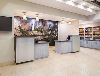La Quinta Inn & Suites By Wyndham Fresno Northwest,California>>Fresno,3 star