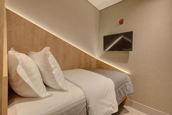 fast sleep suites by slaviero hoteis