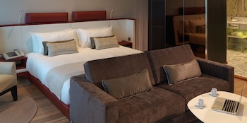 sunborn gibraltar yacht hotel resort