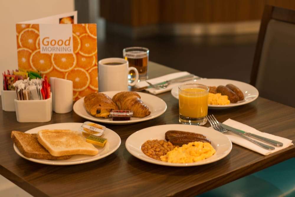 holiday inn express london heathrow t5 by ihg