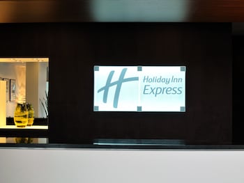 Holiday Inn Express London Heathrow T5 By Ihg,Colnbrook>>Berkshire,3 star
