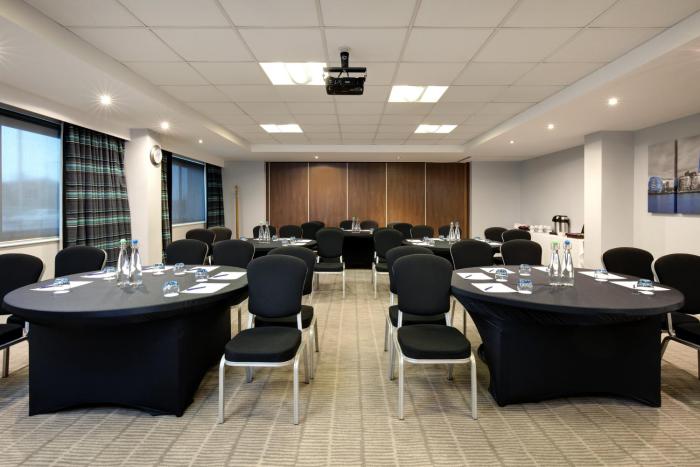 holiday inn express london heathrow t5 by ihg