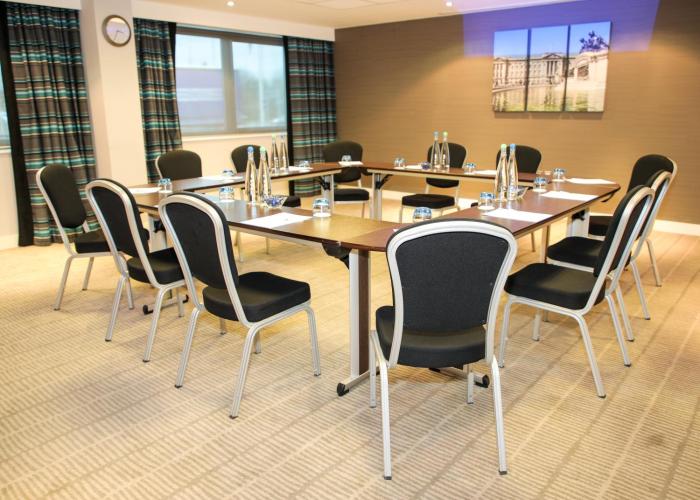holiday inn express london heathrow t5 by ihg