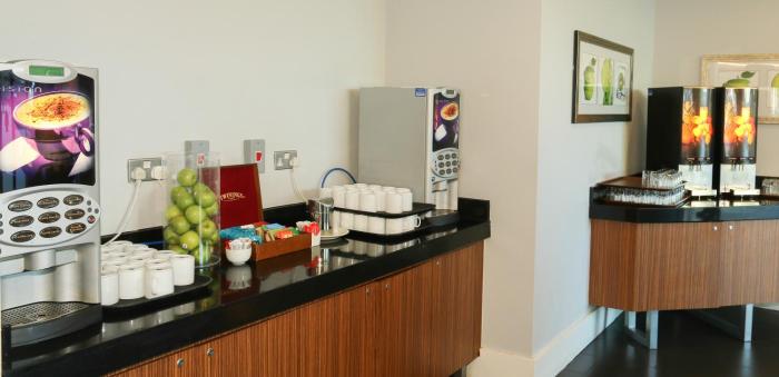 holiday inn express london heathrow t5 by ihg