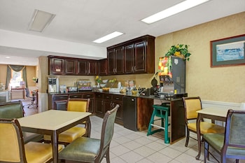 Baymont By Wyndham Smithfield,Smithfield>>Goldsboro,3 star