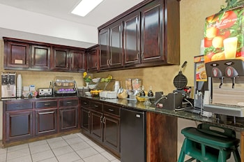 Baymont By Wyndham Smithfield,Smithfield>>Goldsboro,3 star