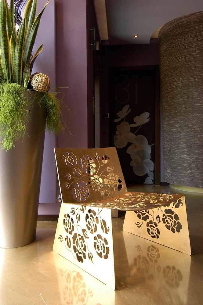 les fleurs boutique hotel