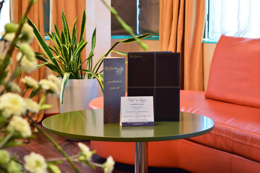 les fleurs boutique hotel