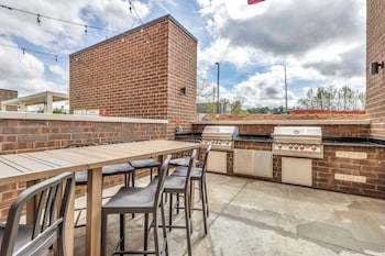 home2 suites by hilton raleigh west lenovo center