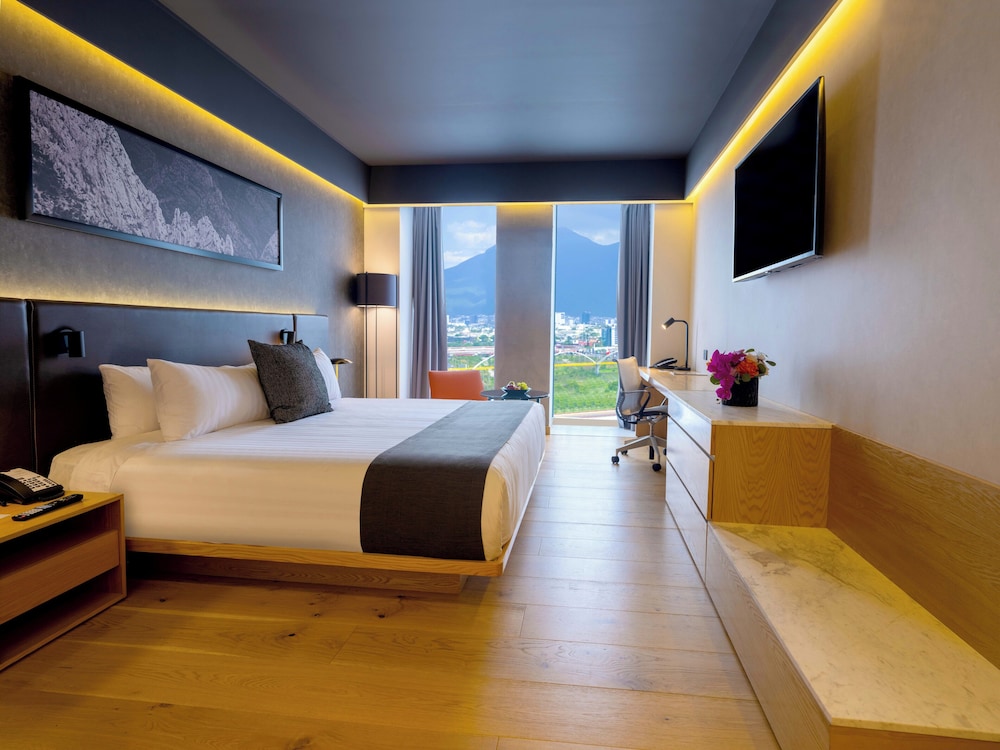 galeria plaza monterrey