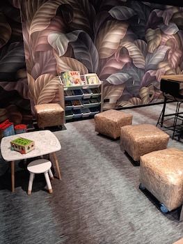 ibis styles miramas provence