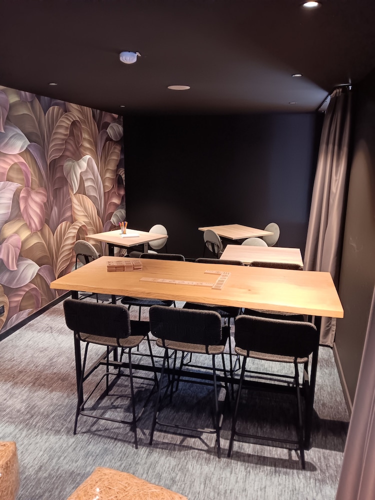 ibis styles miramas provence