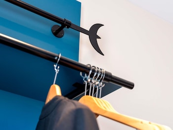 ibis styles miramas provence