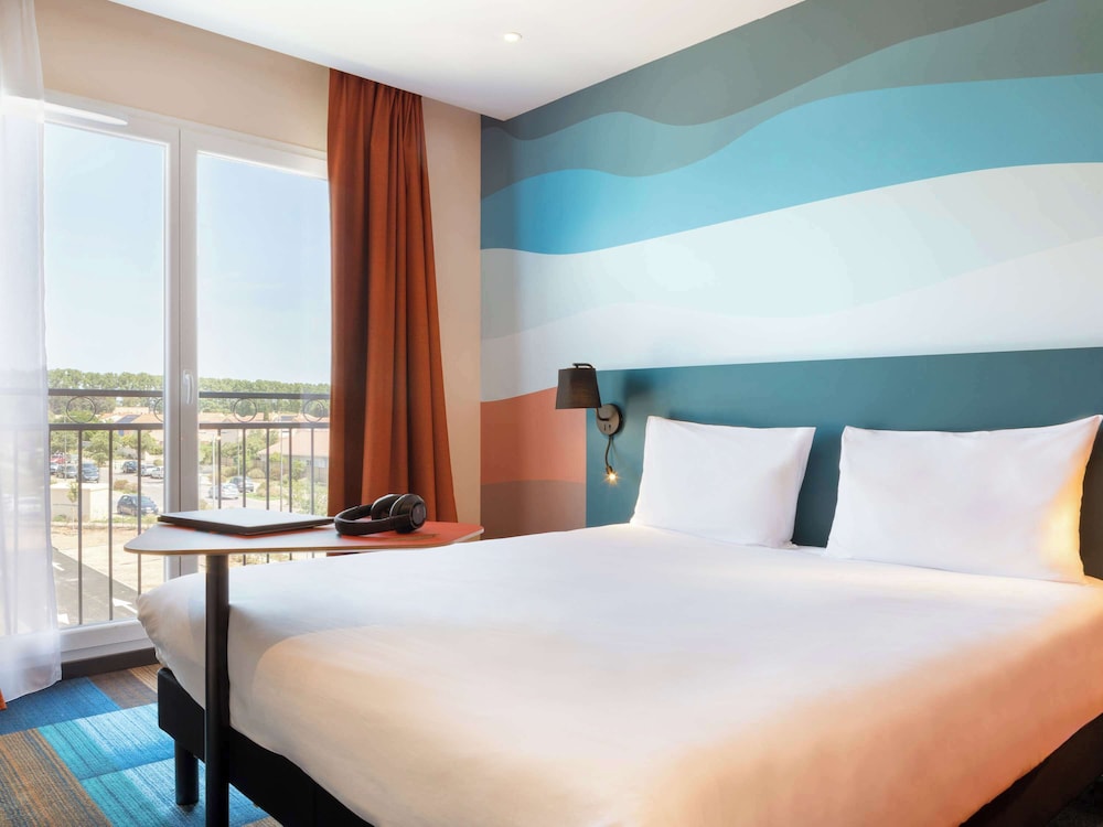 ibis styles miramas provence