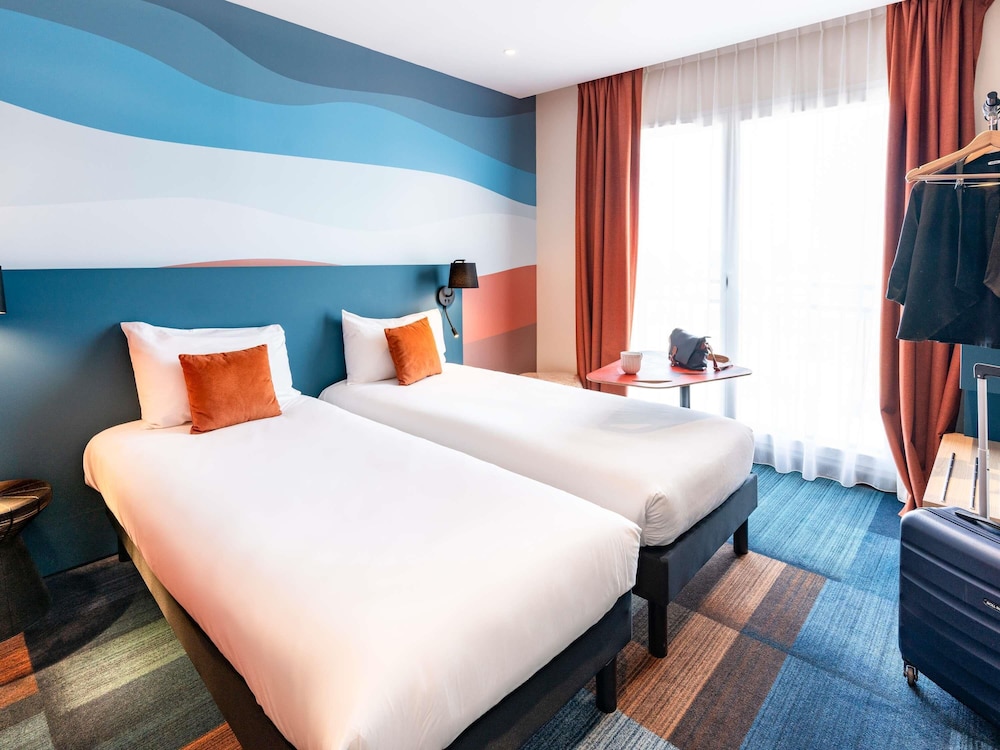 ibis styles miramas provence