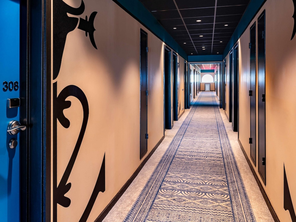 ibis styles miramas provence