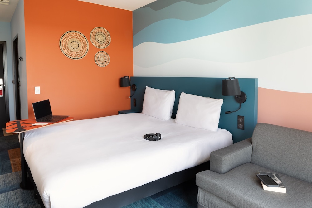 ibis styles miramas provence