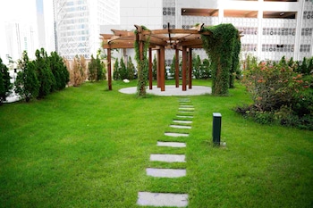 waldorf astoria doha west bay