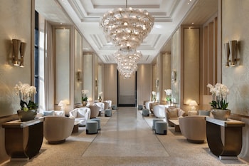 waldorf astoria doha west bay