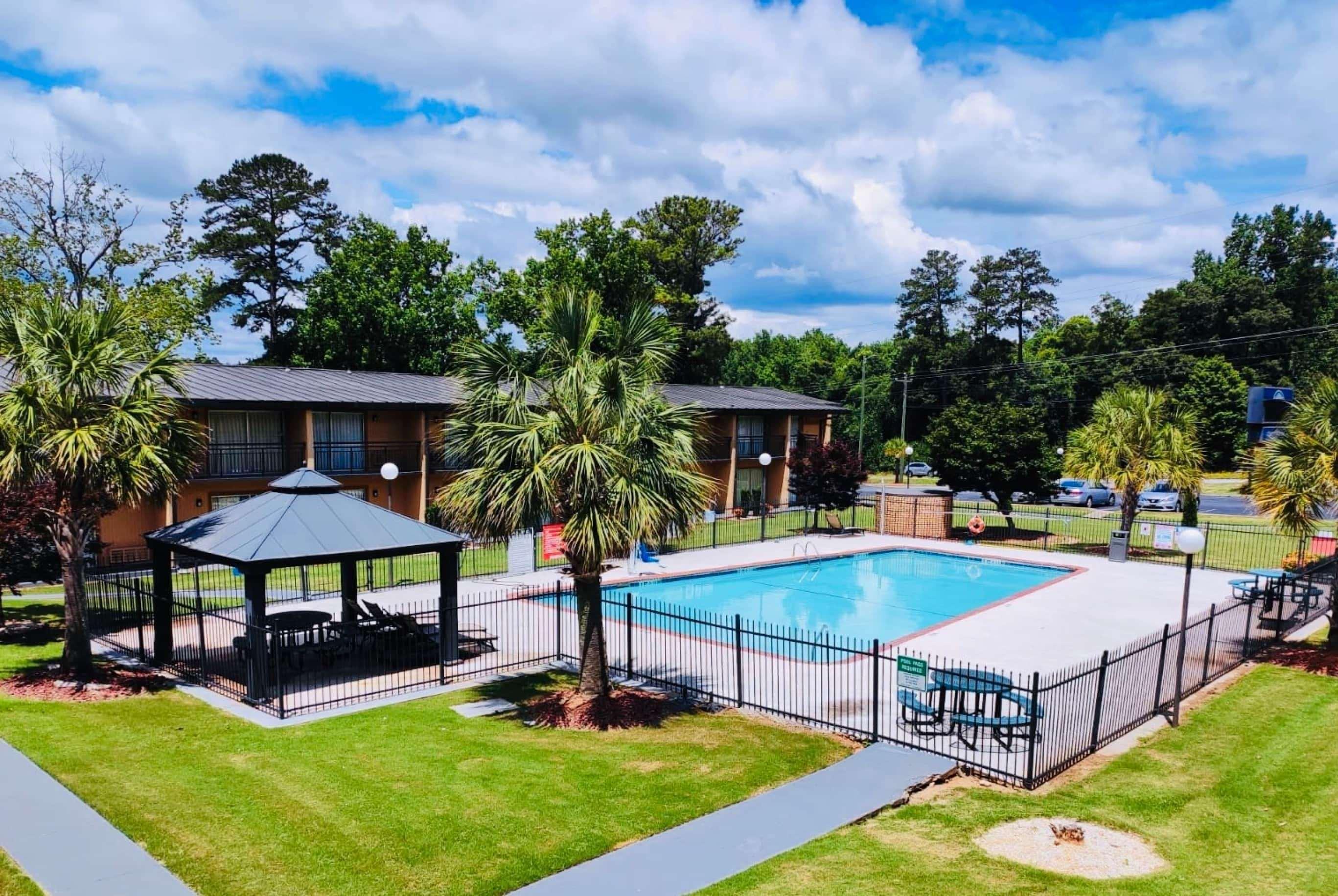 Howard Johnson By Wyndham Athens,Georgia>>Athens,2 star